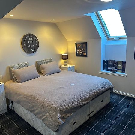 The Gables Whisky B&B Dufftown Esterno foto