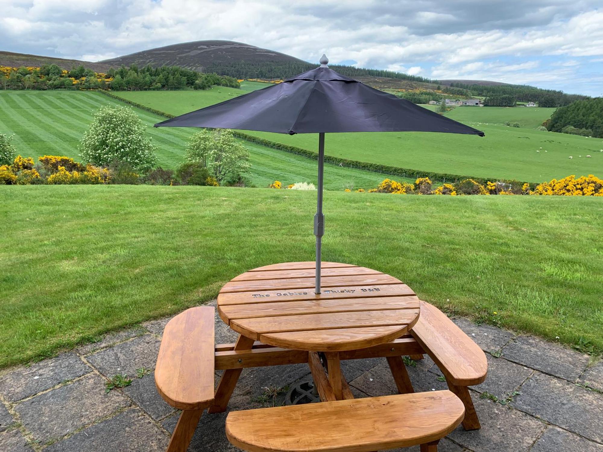 The Gables Whisky B&B Dufftown Esterno foto